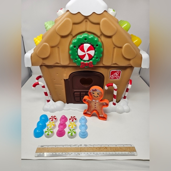 Step 2 My First Gingerbread House Interactive Toy Christmas Complete Works Great - Picture 4 of 11